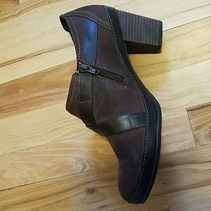 Clarks Artisan Brown Leather Heeled Ankle Booties